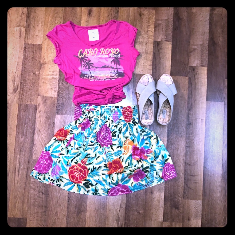 Women’s H&M top and skirt